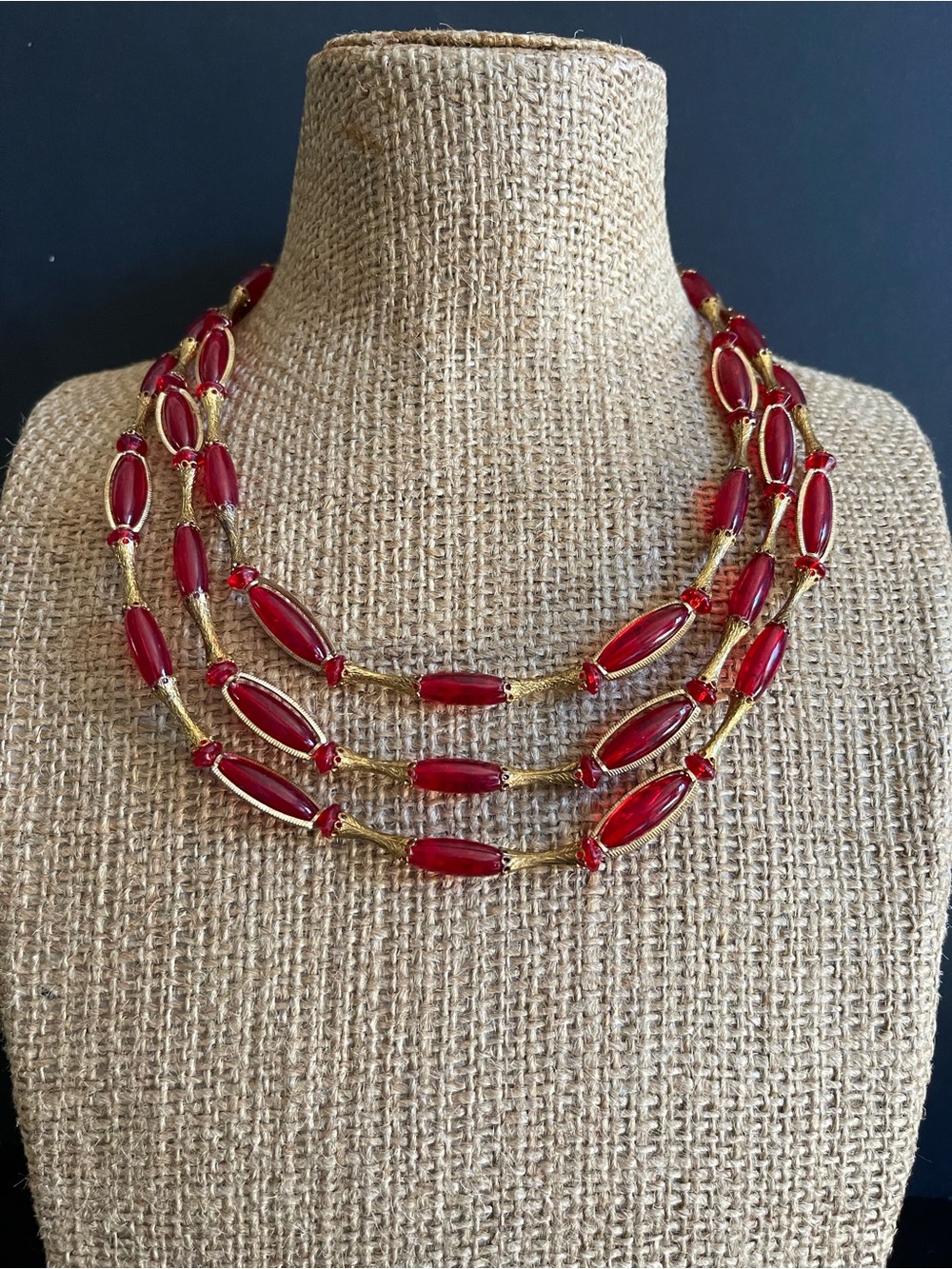 Vintage Multi-Strand gold tone red acrylic aBead Necklace - Unbranded